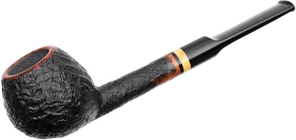 Sara Eltang Sandblasted Apple with Boxwood